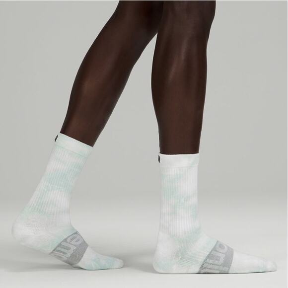 LULULEMON Blue White Grey Logo Tie Dye Cotton Yarn Crew Tall Tube Socks Unisex - Picture 1 of 8